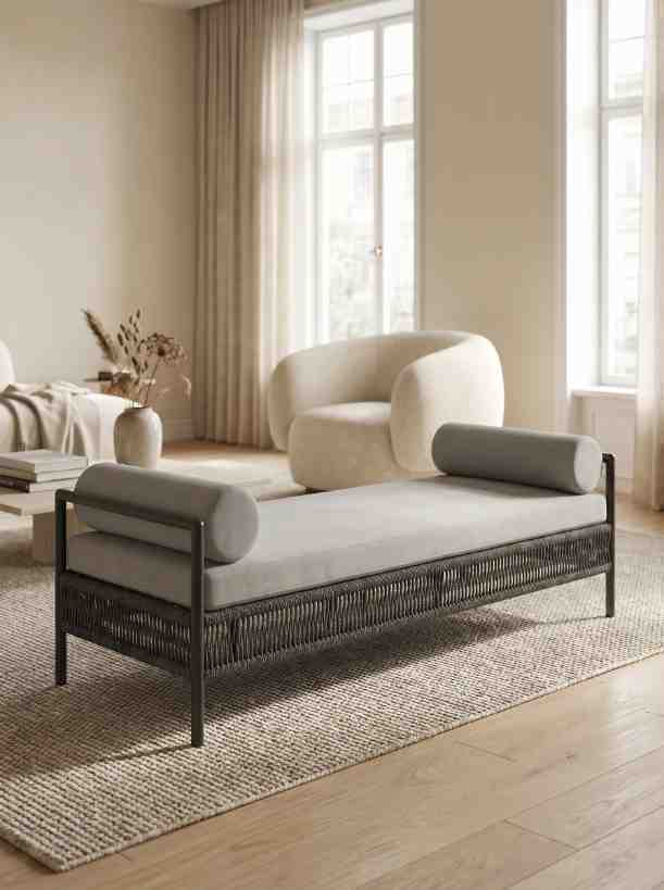 Minimalist Linear Daybed